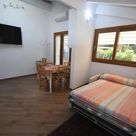 Orchidea - Indipendente Con Giardino Privato E Aria Condizionata Apartament