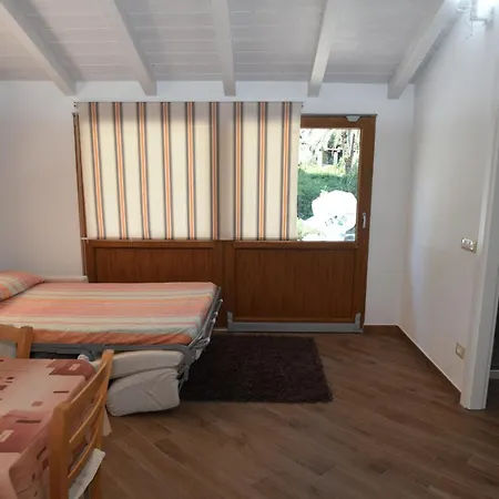 Apartman Orchidea - Indipendente Con Giardino Privato E Aria Condizionata
