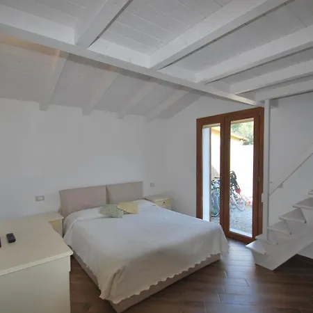 Orchidea - Indipendente Con Giardino Privato E Aria Condizionata Apartman
