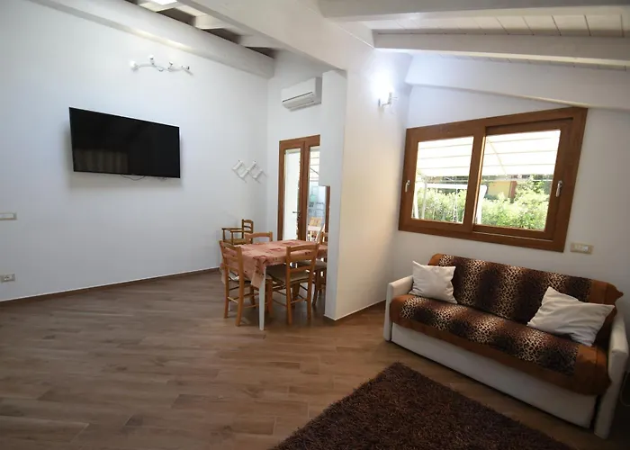 Orchidea - Indipendente Con Giardino Privato E Aria Condizionata 아파트 *