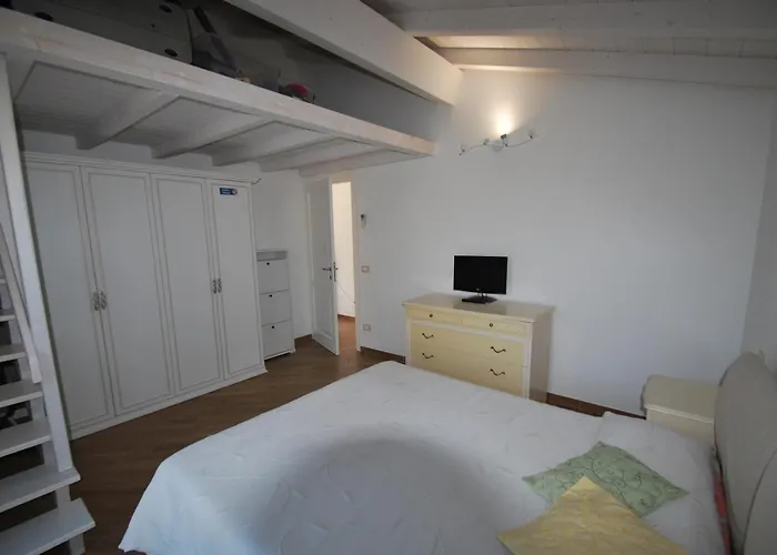 아파트 Orchidea - Indipendente Con Giardino Privato E Aria Condizionata 마리나디캄포