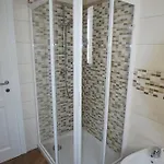 Orchidea - Indipendente Con Giardino Privato E Aria Condizionata 아파트 *